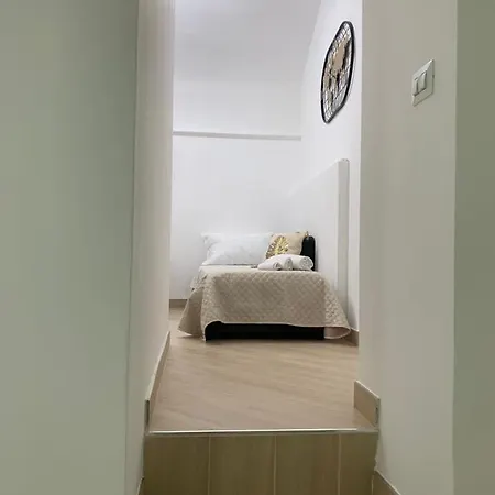 Apartment Dimorando Su Una Stella Naples
